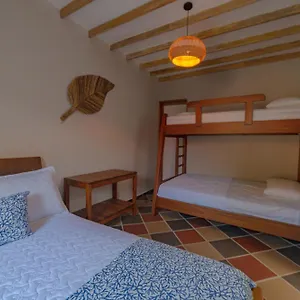 Colonial Airport Hotel